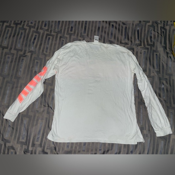 Pink Victoria’s Secret Long Sleeve Shirt Size Large Women’s White - Picture 8 of 10